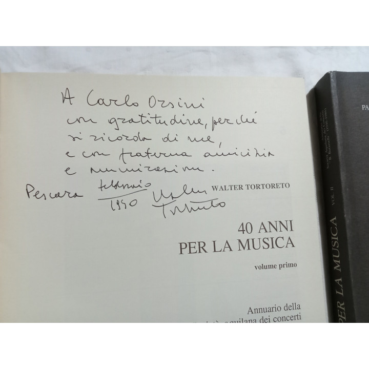 Walter Tortoreto. 40 anni per al musica. Annuario della Società Aquilana dei Concerti “B.Barattelli” ( 1946-1986 )
