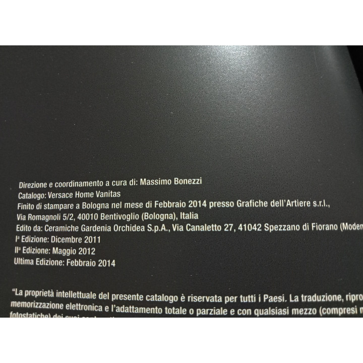 Cataloghi Versace Ceramics “Gold” e “Vanitas”. A cura di Massimo Bonezzi